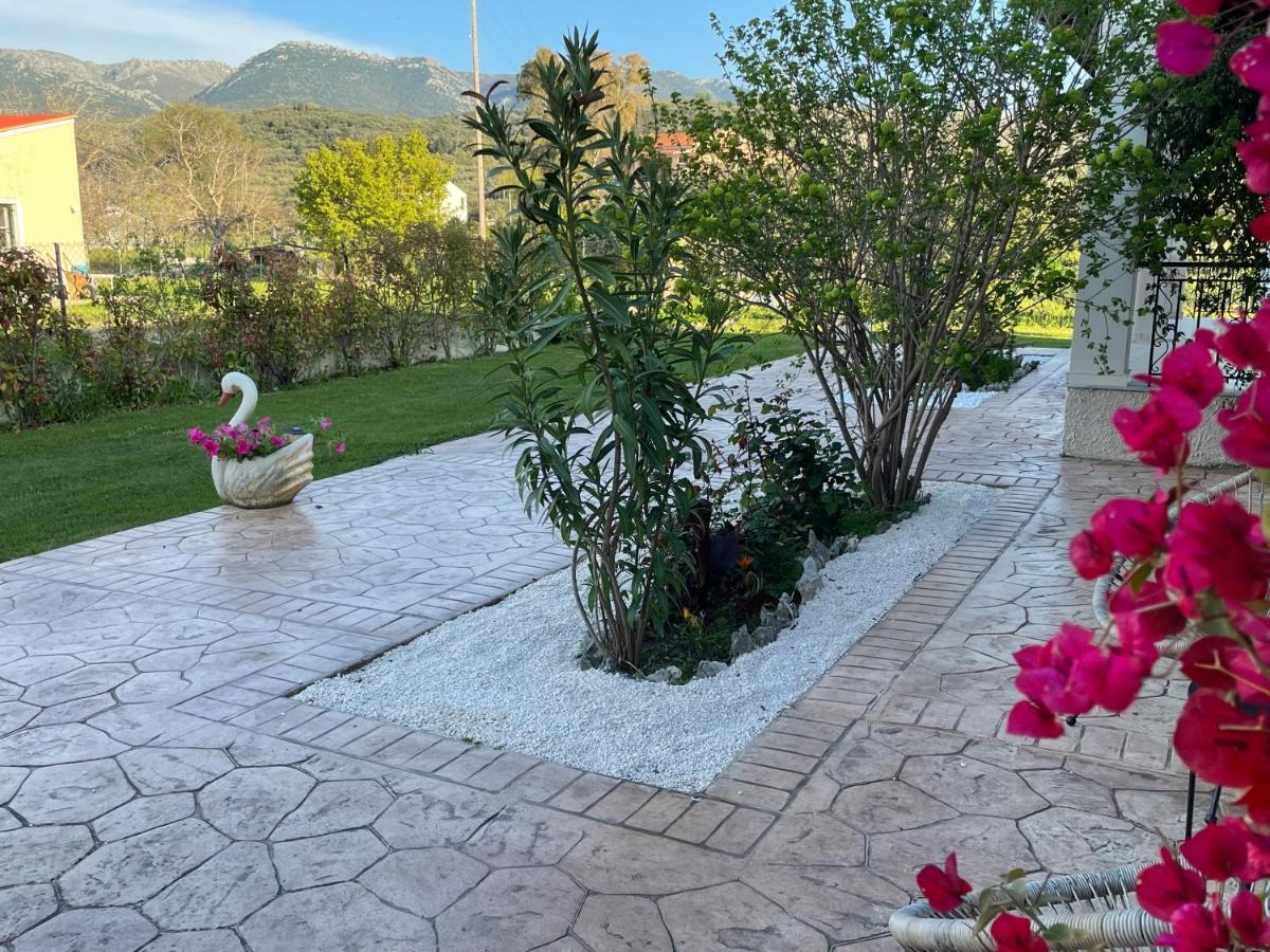 Villa Sandra Litheres 외부 사진