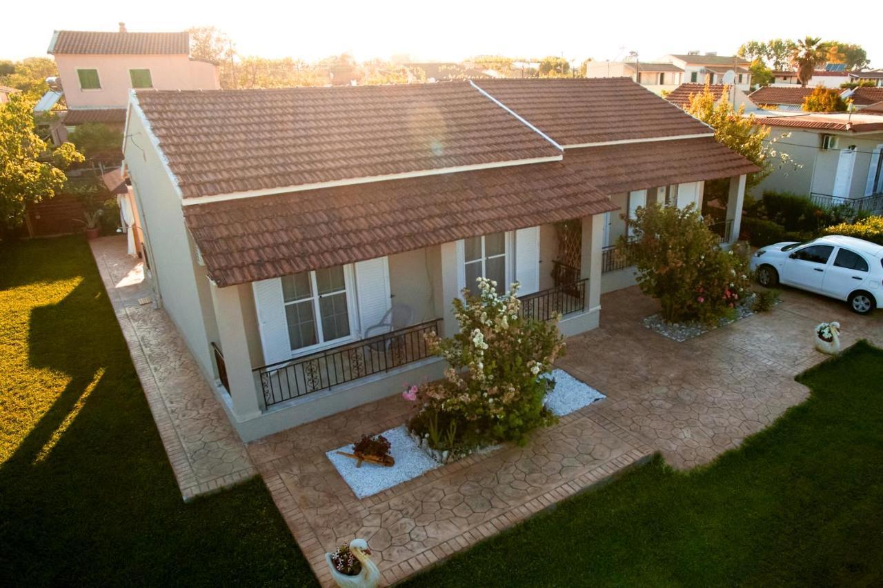 Villa Sandra Litheres 외부 사진